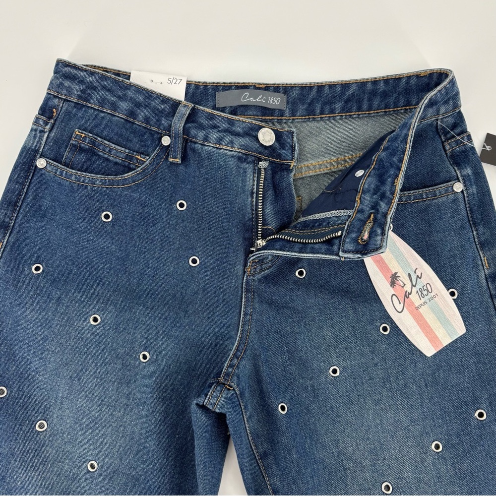 Cali 1850 NWT Faded Blue Straight Leg Mid Rise Grommeted Front Jeans, 5/27 - Picture 7 of 16